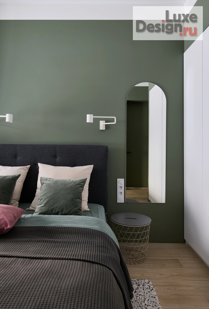 Дизайн интерьера спальни "Спальня с личным санузлом в загородном доме" (фото 2)